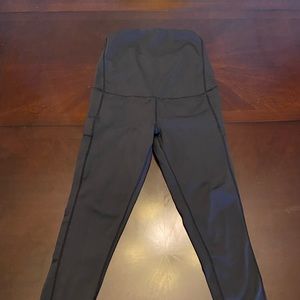 Maternity work out pants- debits size small